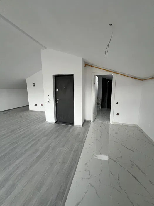 Apartament 2 camere finisat 67 mp utili , balcon , parcare inclusa zona Teilor