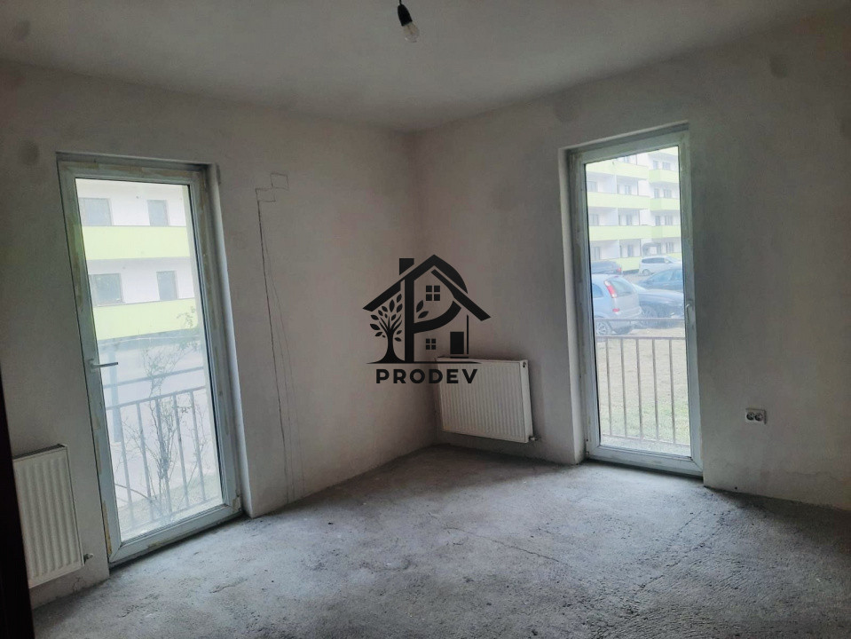 Apartament sau spatiu comercial 56 mp si terasa cu parcare inclusa in zona Porii