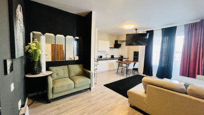 Apartament de lux ultra dotat de 3 camere 67 mp utli in zona Teilor