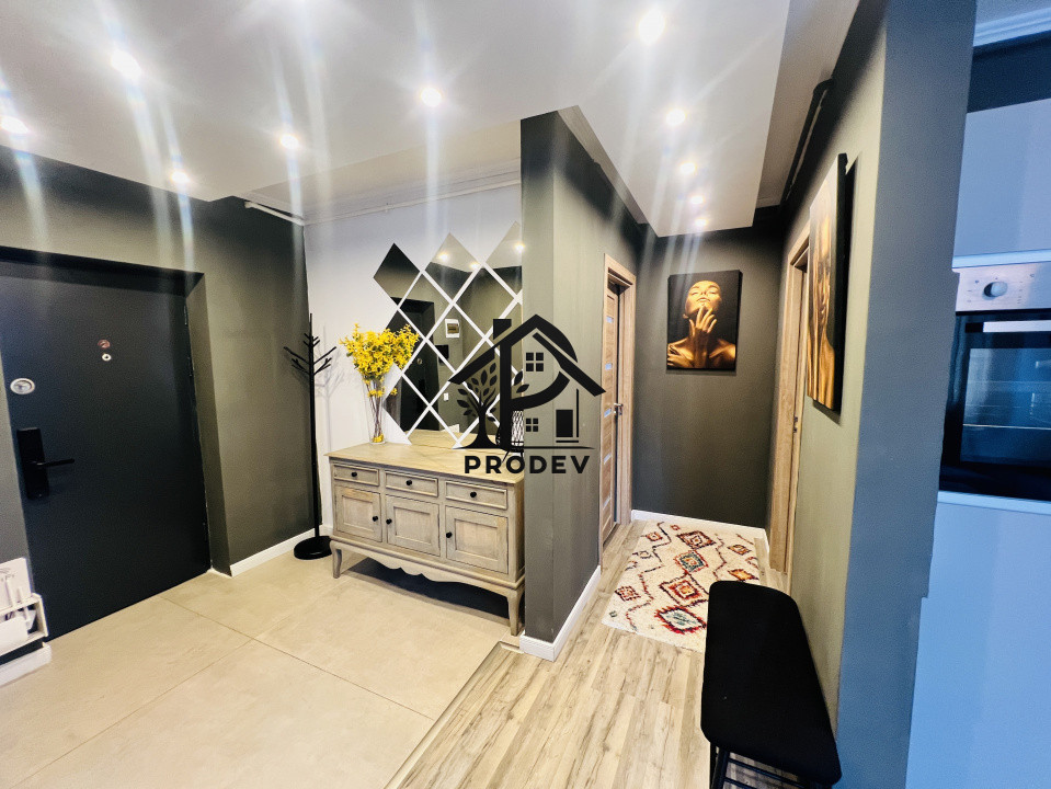 Apartament ultra dotat de 3 camere 60 mp utili plus balcon in zona Teilor
