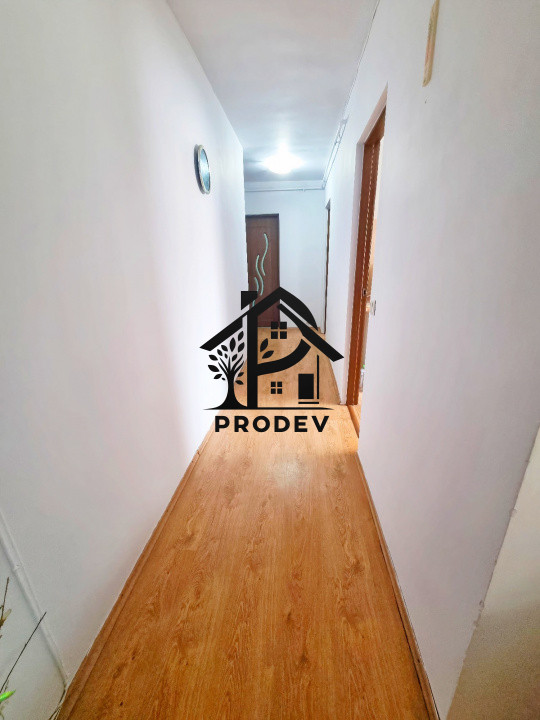 Apartemant 2 camere decomandat 56 mp, parter inalt pe strada Muzeul Apei