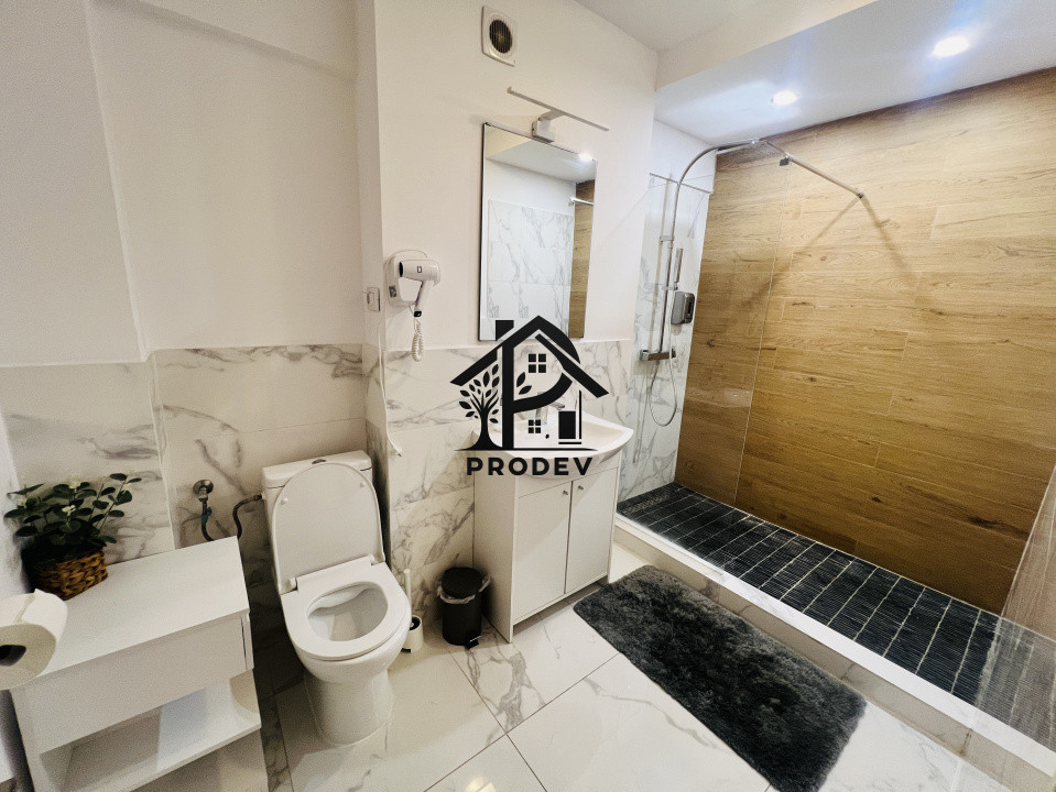 Apartament de lux 2 camere 59 mp utili plus gradina zona Teilor