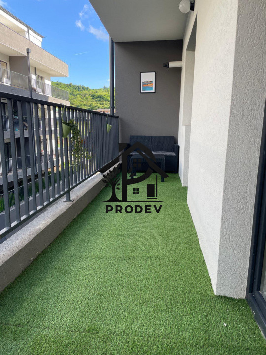Apartament de lux 3 camere etajul 1  nou in zona Terra