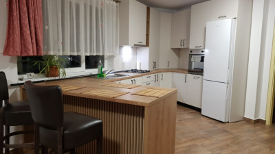 Apartament 3 cam, 68 mp, parcare, zona BMW Floresti