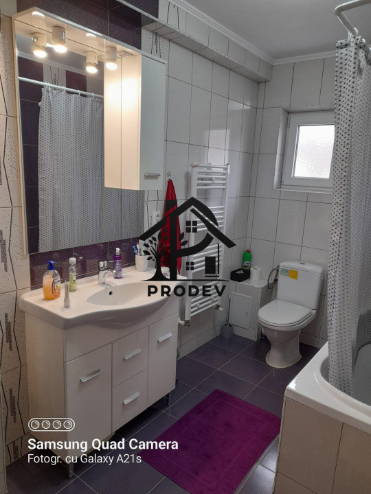 Duplex 4 camere 108 mp utili si teren liber 110 mp 2 parcari in zona Terra