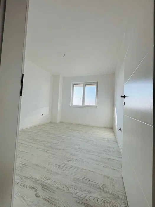 Apartament de 3 camere finisat cu parcare inclusa zona Somesului