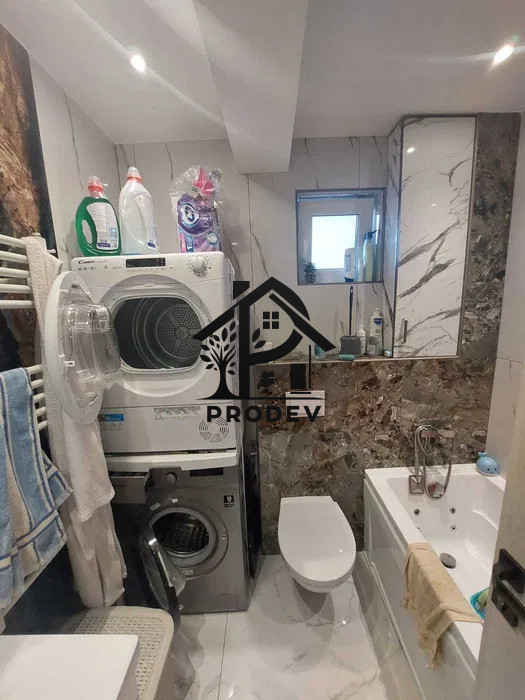 Apartament de 3 camere 60 mp utili si 2 parcari etajul 1 zona Cetatii