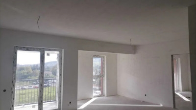 Apartament 2 camere 56 mp utili la etaj intermediar in ansamblul Oncos