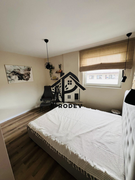 Apartament ultrafinisat 3 camere, terasa 10 mp cu priveliste zona Stejarului