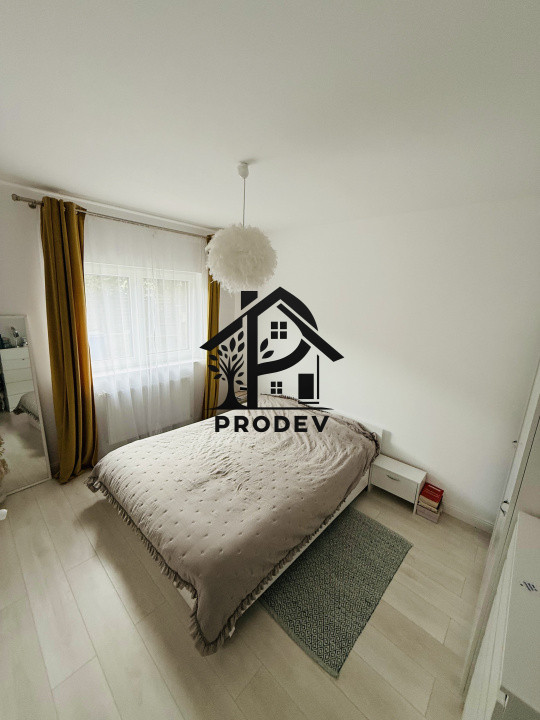 Apartament 3 camere decomandat 68 mp utili plus balcon strada Teilor
