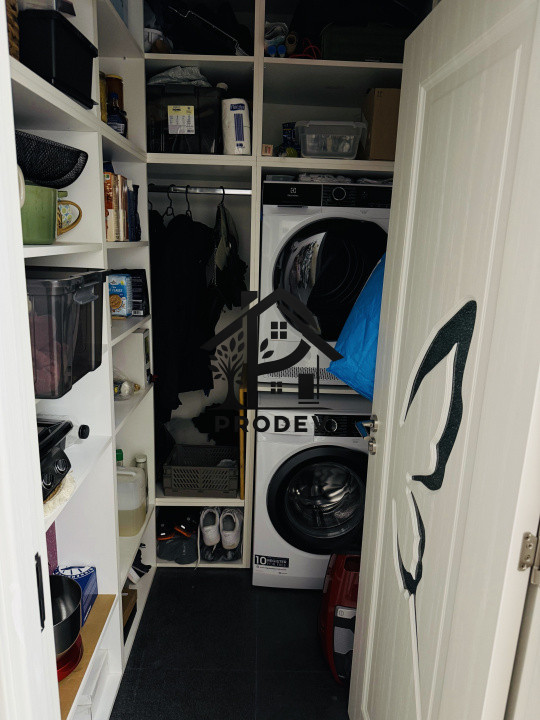 Apartament 3 camere decomandat 68 mp utili plus balcon strada Teilor