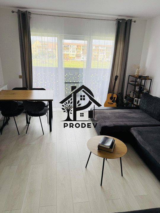 Apartament 3 camere decomandat 68 mp utili plus balcon strada Teilor