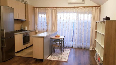 Apartament 2 camere 44 mp utili plus pod si balcon zona Cetatii