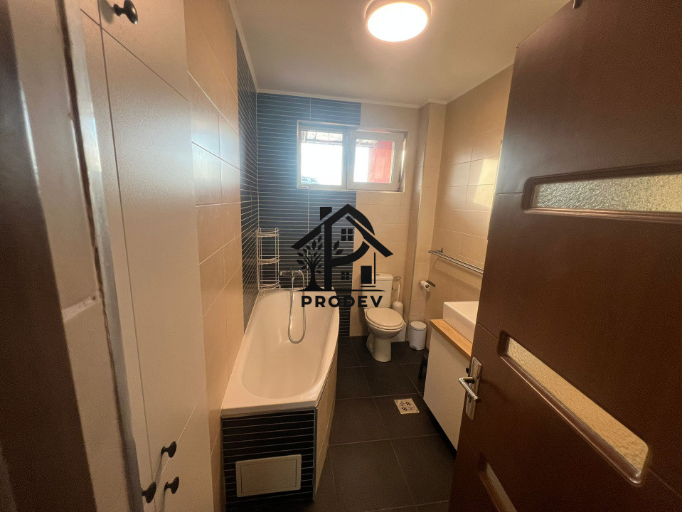 Apartament de 3 camere 66 mp si 8 mp balcon etaj intermediar Eroilor