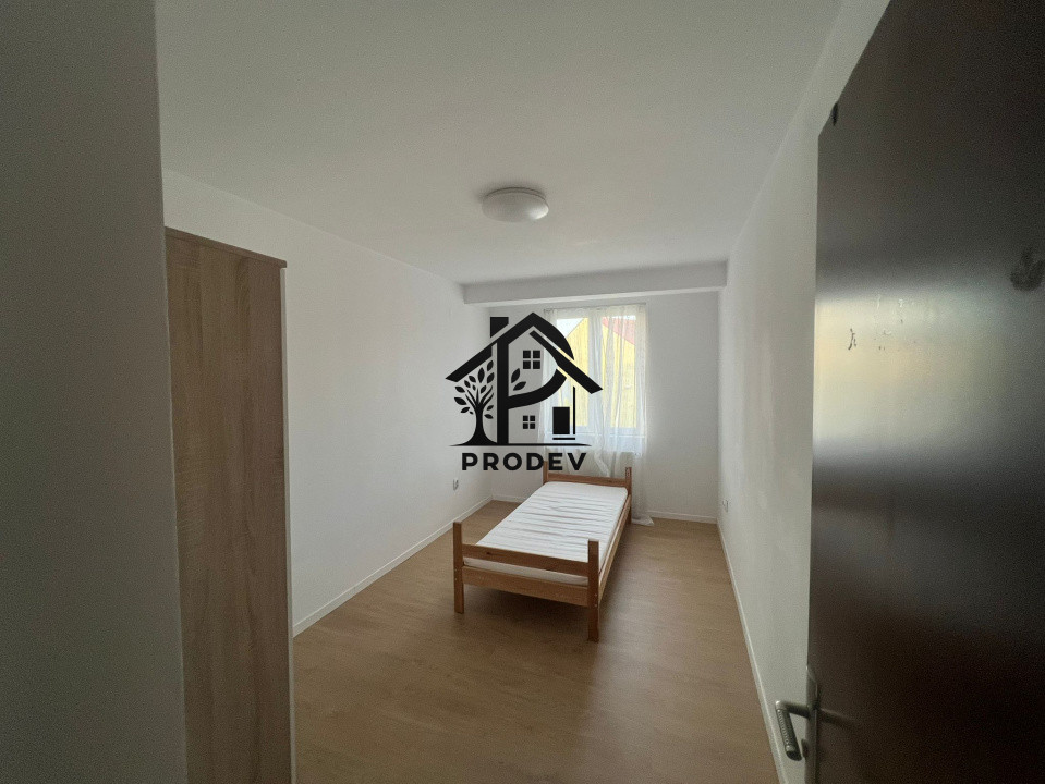 Apartament de 3 camere 66 mp si 8 mp balcon etaj intermediar Eroilor