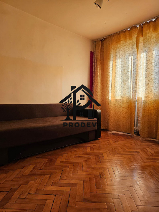 Apartament 2 camere 40 mp plus balcon etaj intermediar zona Bucium