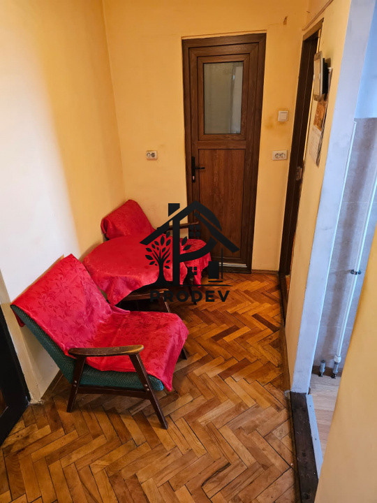 Apartament 2 camere 40 mp plus balcon etaj intermediar zona Bucium