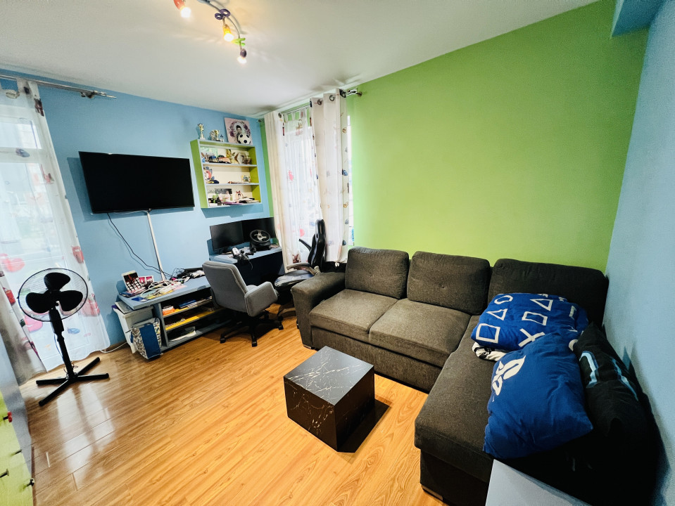 Apartament de 3 camere, mobilat utilat la cheie pe strada Cetatii