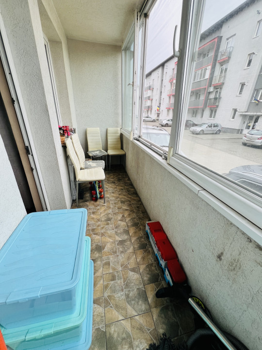Apartament de 3 camere, mobilat utilat la cheie pe strada Cetatii