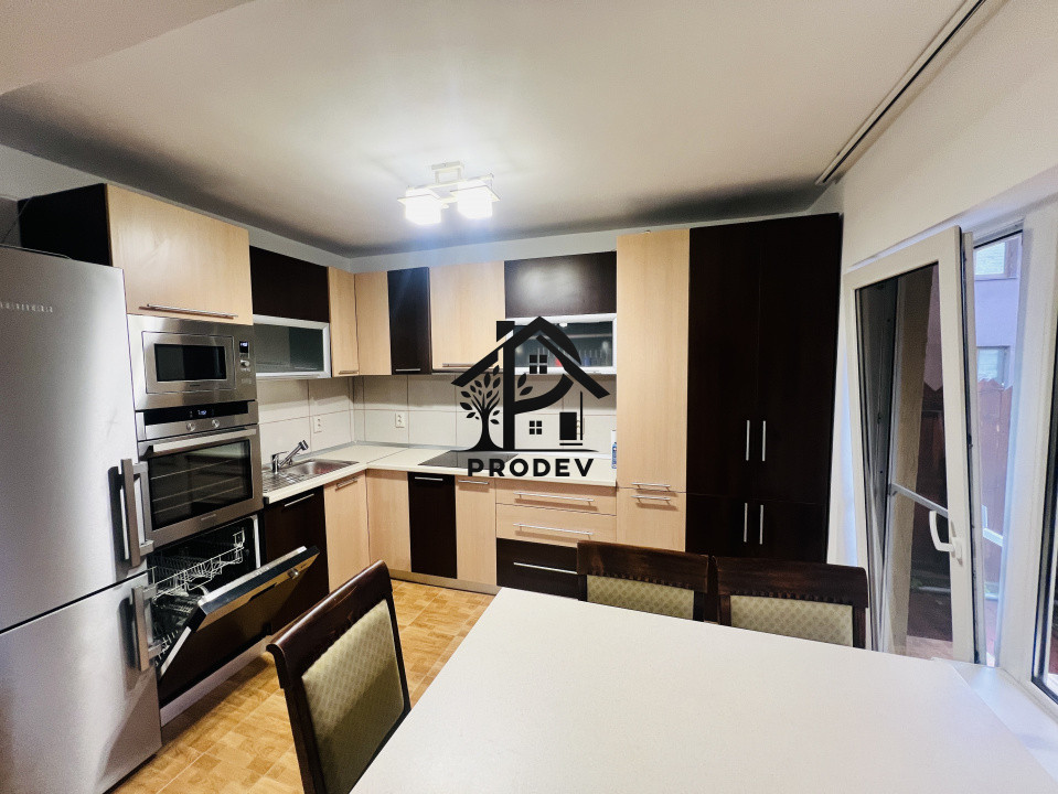 Duplex 4 camere 115 mp utili plus gradina 50 mp pe strada Subcetate