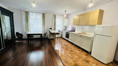 Apartament 2 camere 54 mp etaj intermediar strada Eroilor langa Profi