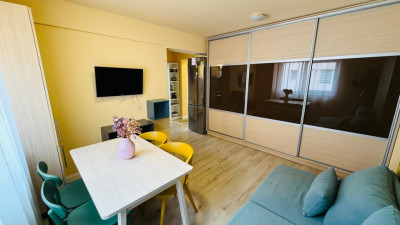 Apartament 3 camere, 60mp, zona Muzeul Apei, Floresti!