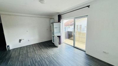 Apartament 2 camere, 40mp utili + pod util, zona Stejarului.