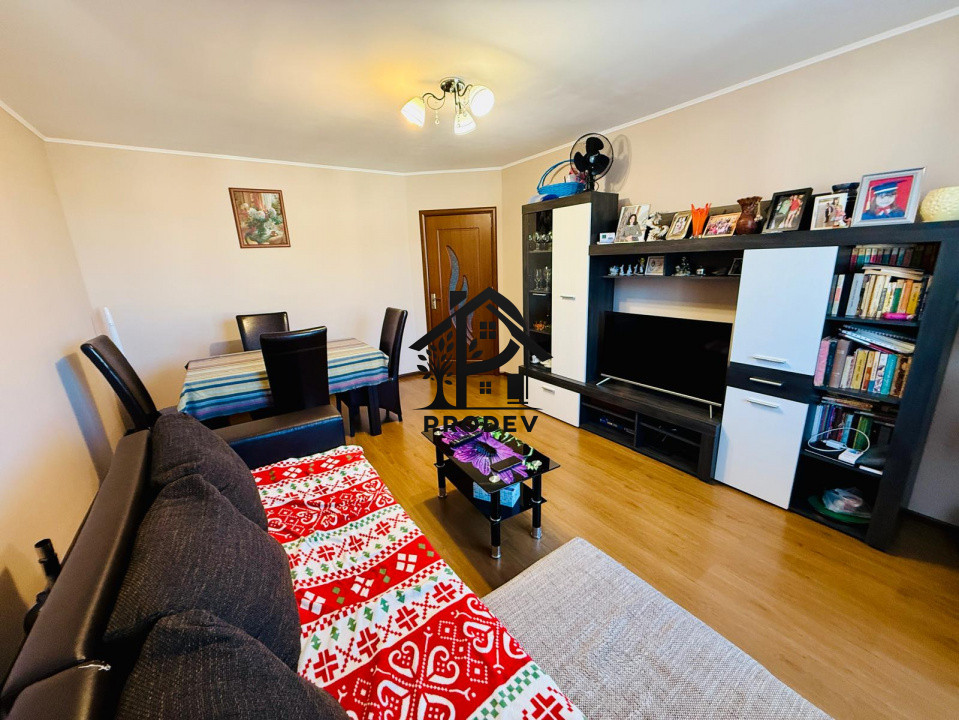 Apartament 3 camere, decomandat, parcare inclusa, strada Cetatii, Floresti!