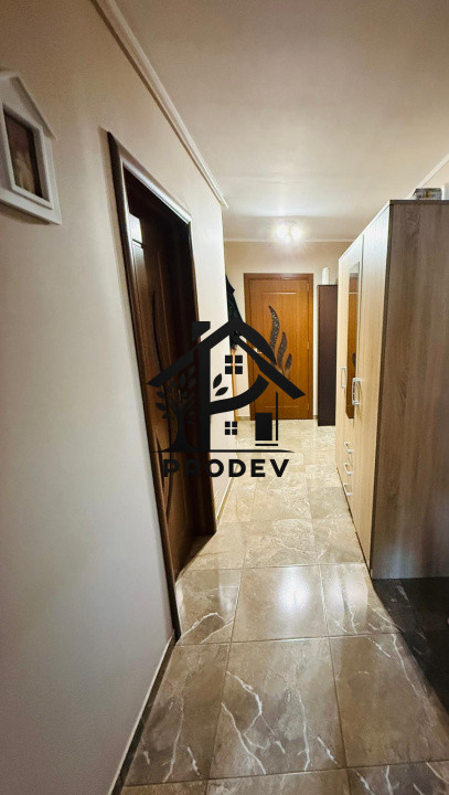 Apartament 3 camere, decomandat, parcare inclusa, strada Cetatii, Floresti!