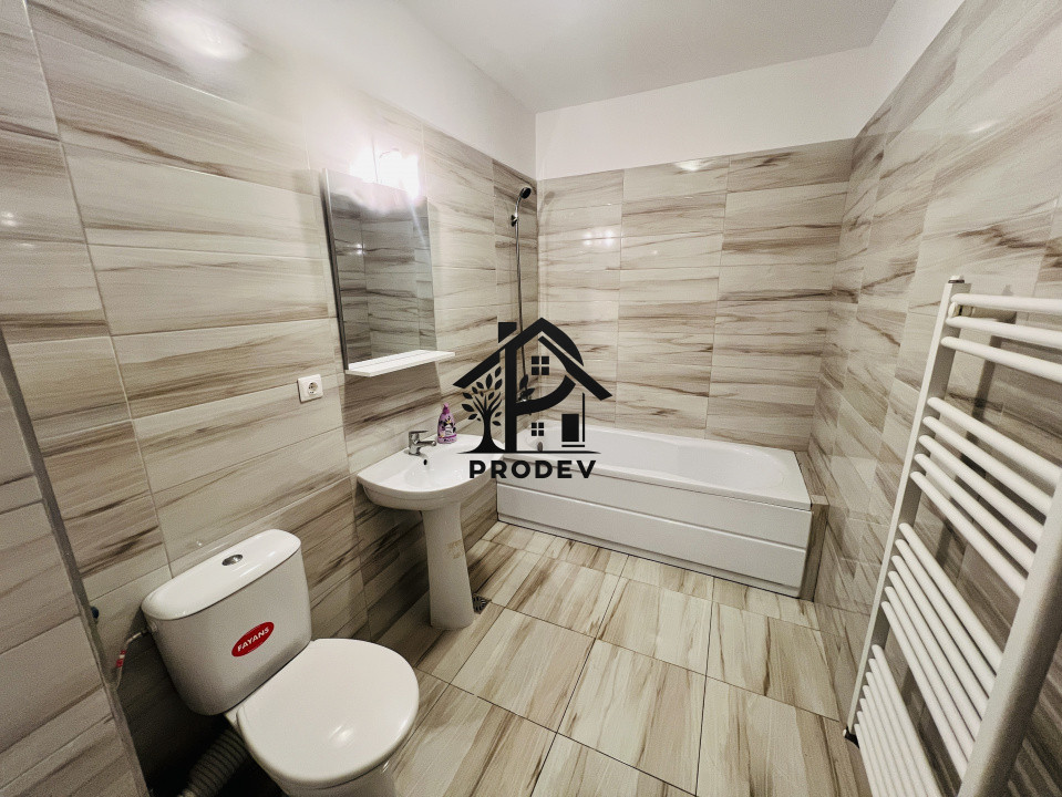 Apartament 2 camere 45 mp, etaj 3 cu parcare inclusa zona Teilor