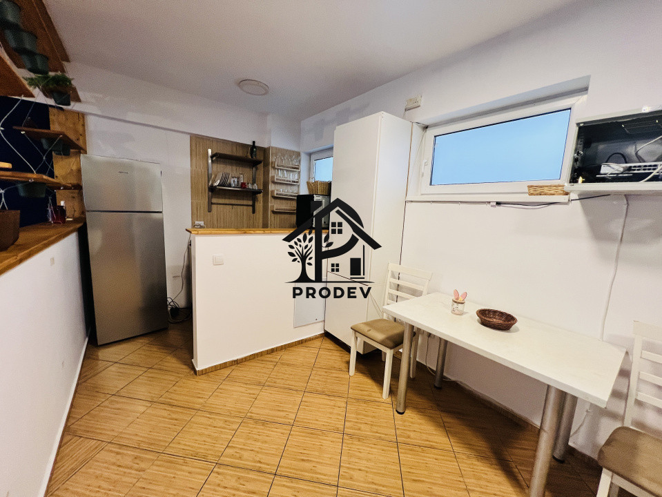 Apartament 2 camere 62 mp etajul 1, Zona Centrala str Traian Mosoiu