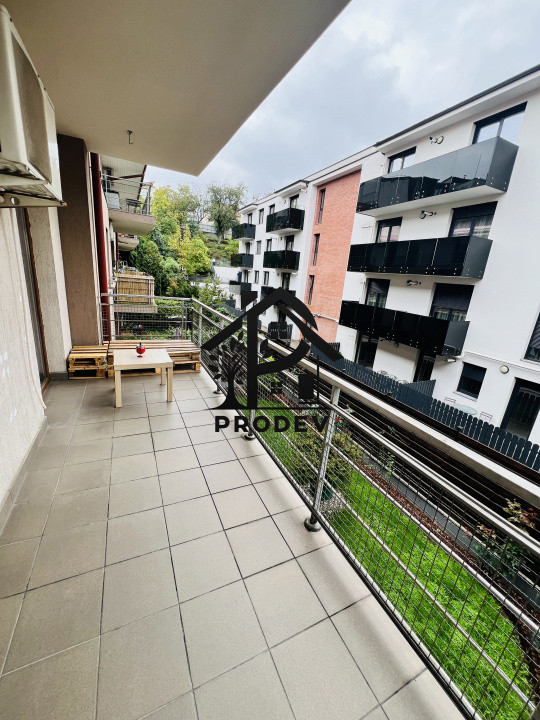 Apartament 2 camere 62 mp etajul 1, Zona Centrala str Traian Mosoiu