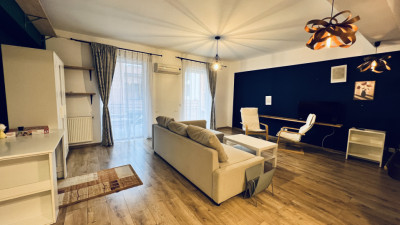 Apartament 2 camere 62 mp etajul 1, Zona Centrala str Traian Mosoiu