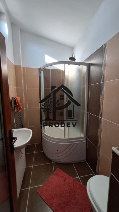 Casa cuplata pe 2 niveluri, localizare Ultra Centrala Zona Piata Unirii