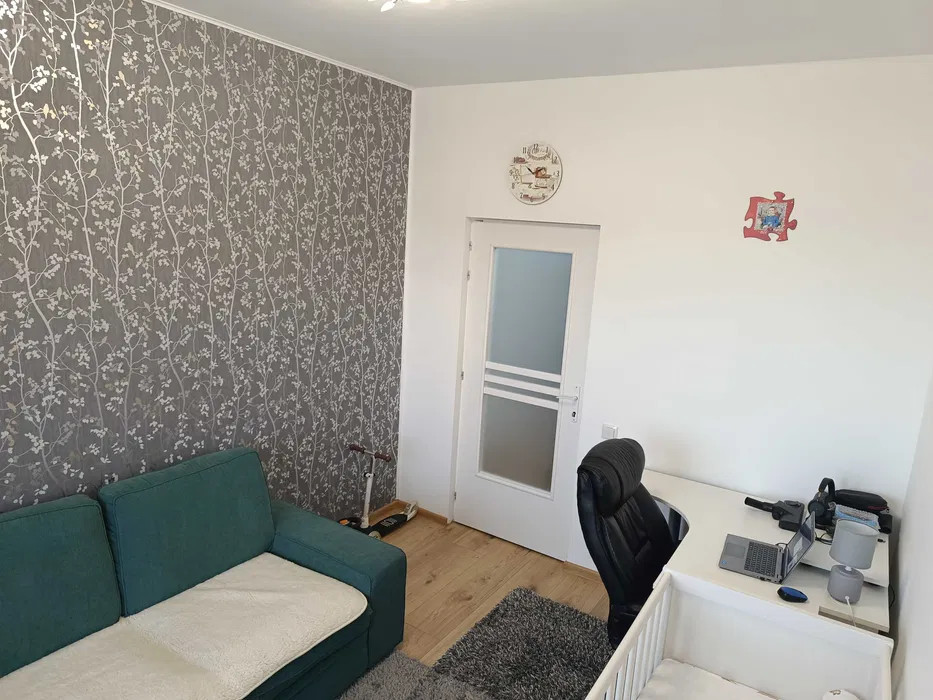 Apartament de 3 camere de 62 mp si terasa 12 mp in zona Sesul de sus