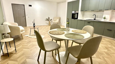 Apartament 55 mp plus terasa in ansamblu eclusivist Eroilor 