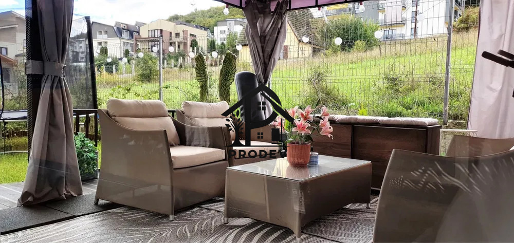 Apartment 78 mp utili cu gradina de 50 mp in zona Teilor