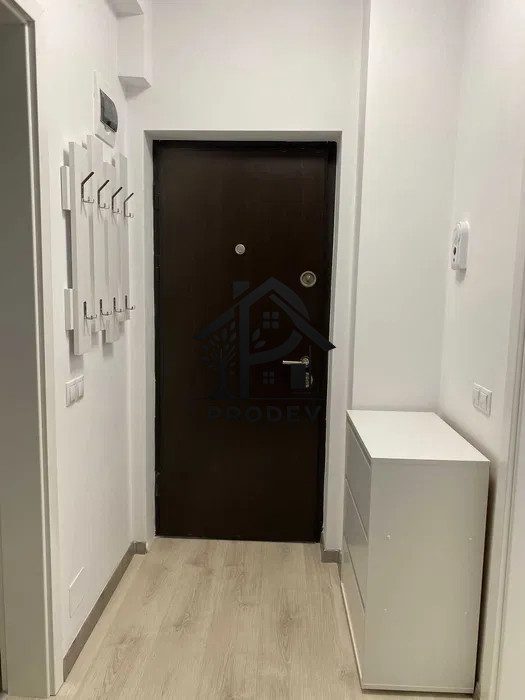 Apartament de 3 camere 67 mp cu parcare inclusa zona Florilor