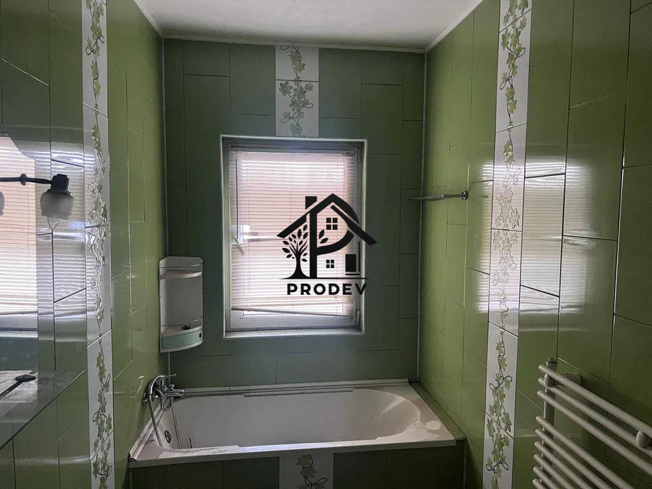 Apartament 2 camere plus balcon strada Eroilor