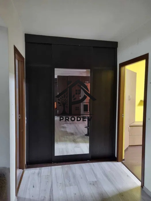 Apartament de 3 camere 58 mp in zona Florilor
