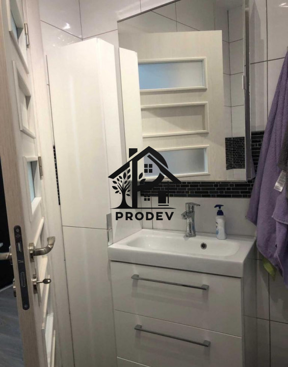 Apartament 2 camere etaj intermediar parcare in zona Tineretului