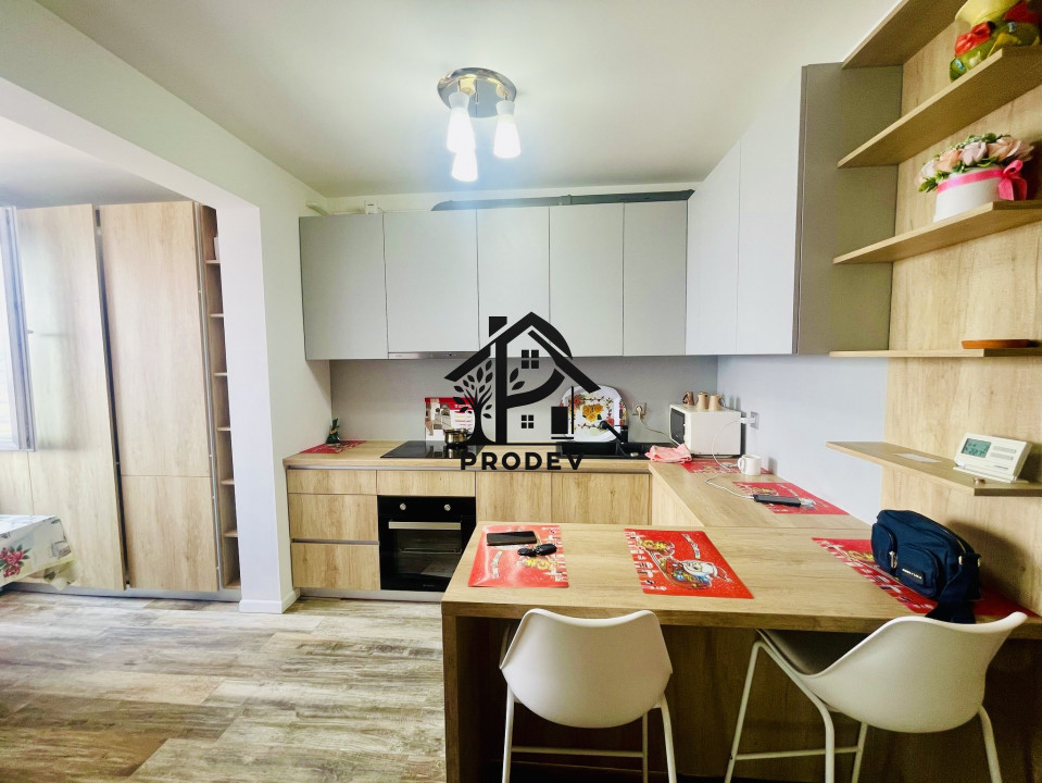 De inchiriat apartament 3 camere, parcare subterana. panorama, zona Vivo!