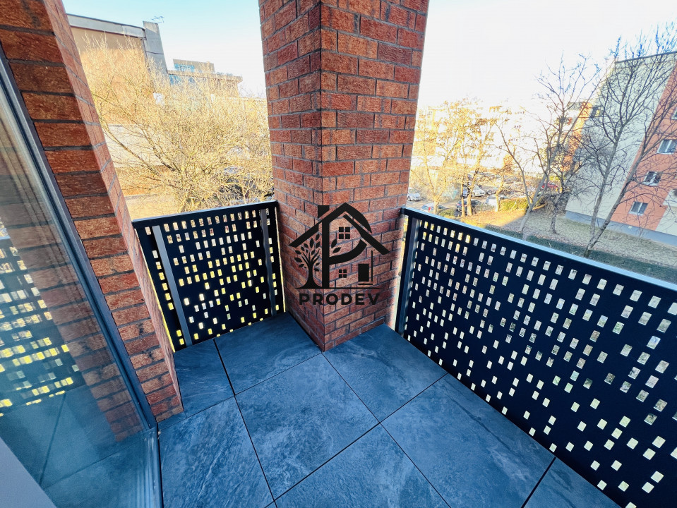 Apartament 2 camere decomandat 60 mp plus garaj zona The Office