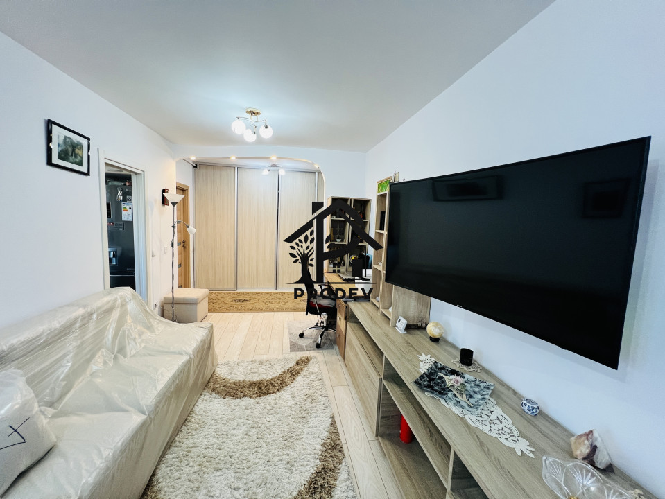 Apartament 2 camere decomandat 60 mp plus garaj zona The Office