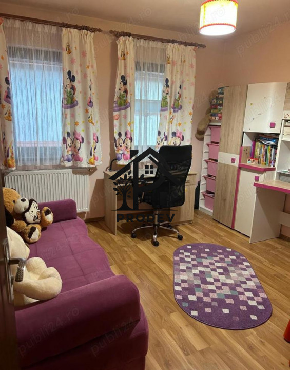 Casa 5 camere si 3 bai 120 mp uti si teren 250 mp zona Somesului