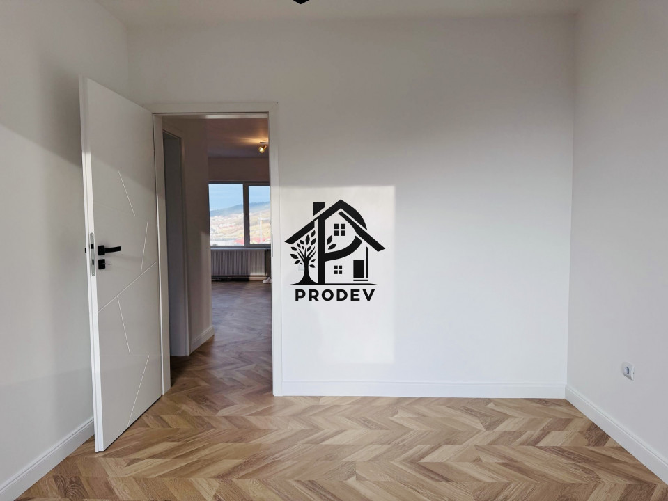 Apartament nou finisat, 3 camere, panorama, zona Teilor!