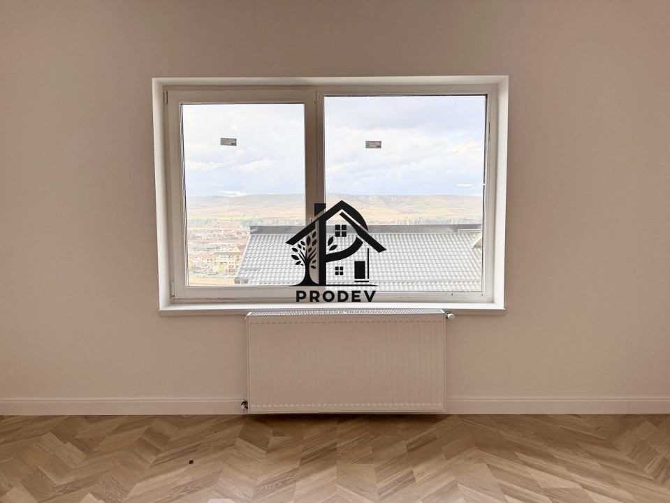 Apartament nou finisat, 3 camere, panorama, zona Teilor!